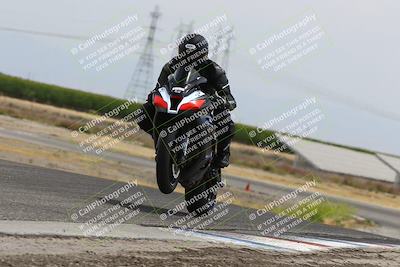 media/May-26-2025-Lets Ride (Mon) [[3bf1de1d65]]/A Group/12pm (Wheelie Bump)/